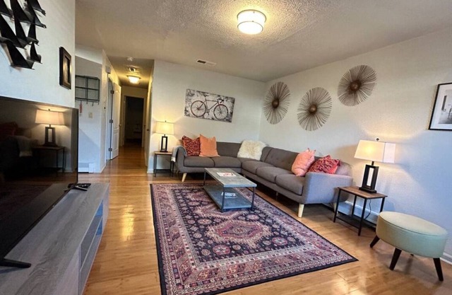 Pristine 3-bedroom house in Fruita with WiFi