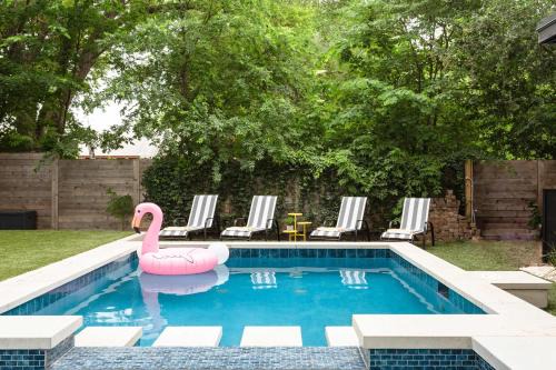 Pristine Pool Palace 6BR - Rainey St - 7min walk