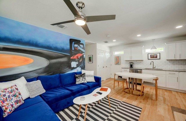 Pristine, Private, Central, Cozy, Fully-Equipped!