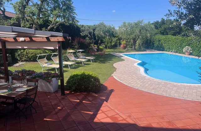 Private Villa with private pool, sauna, A/C, WIFI, TV, patio, panoramic view, close to Rimini