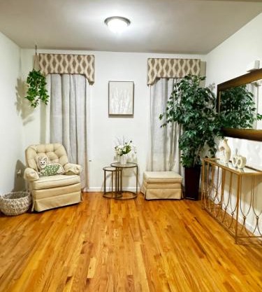 Private 1st floor Apartment - Only 5 min Away from Newark Airport and 30 min to NYC