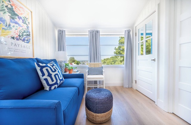 Private Cottage at Marina Bay