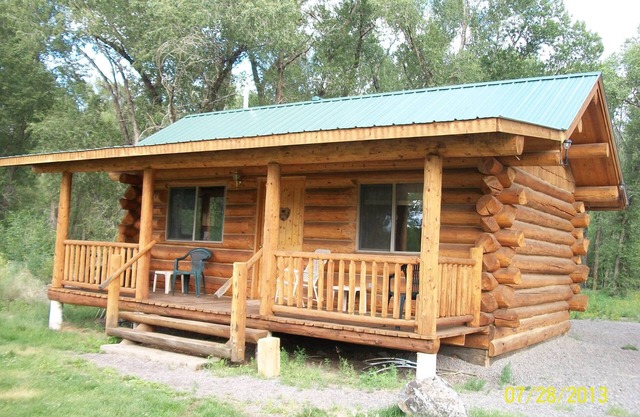 Private cottage on the Conejos river