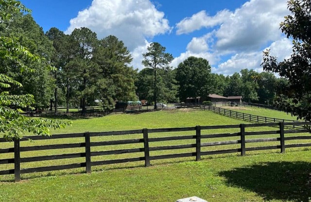 Private Cottage on Horse Farm in Williamsburg!