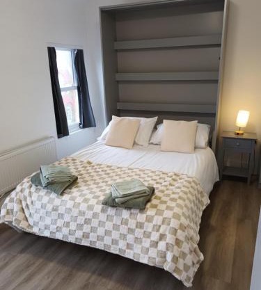 Private En-Suite Room by Christchurch Park