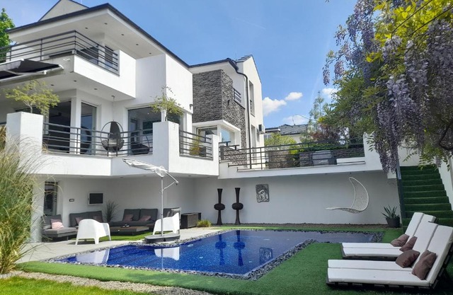 Private Family Villa