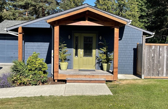 Private Home; Hurricane Ridge:A/C,Hot Tub, Gas Grill, Fire Pit, Fenced Back Yard