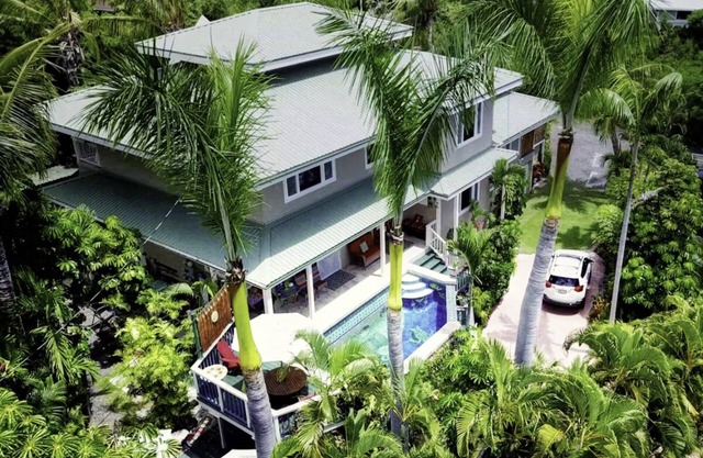 Private Kona Villa, Pano Ocean Views! . Kona IronMan Special !