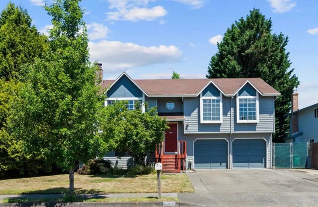 Private level of the house withnSPA near PDX and famous waterfalls and mountain!