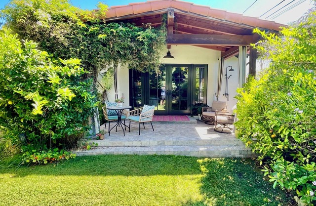 Private Oasis Just Minutes from the Beach!