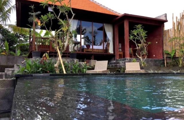 Private One BD Wooden House with Large Pool By Hidden Point Villann