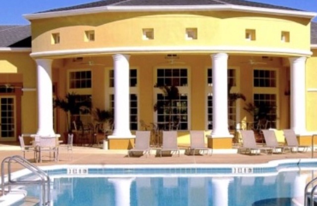 Private Penthouse near Universal Disney with Pool, Jacuzzi, Gym