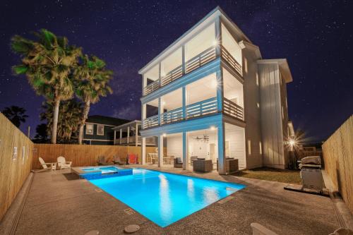 Private PoolHot Tub Near the Beach Gulf Glimpse Marlin Cove by AvantStay