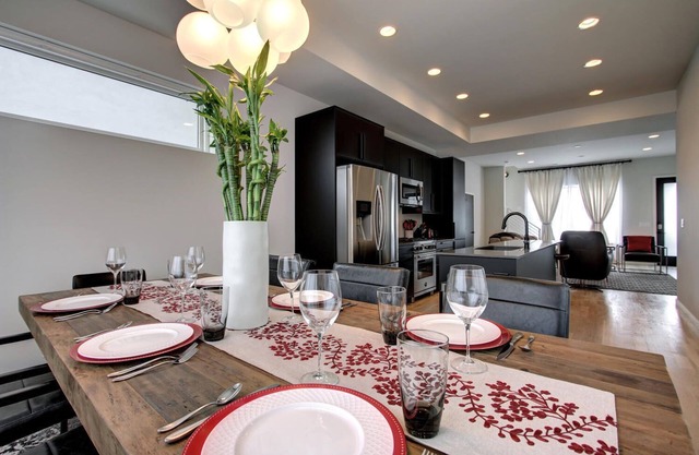 Private Roof! Gorgeous Views! Walk to Lake & Entertainment