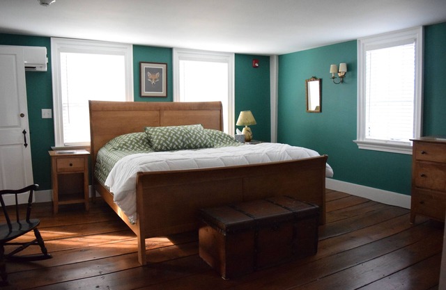 Private Room C at Dragonfly Inn