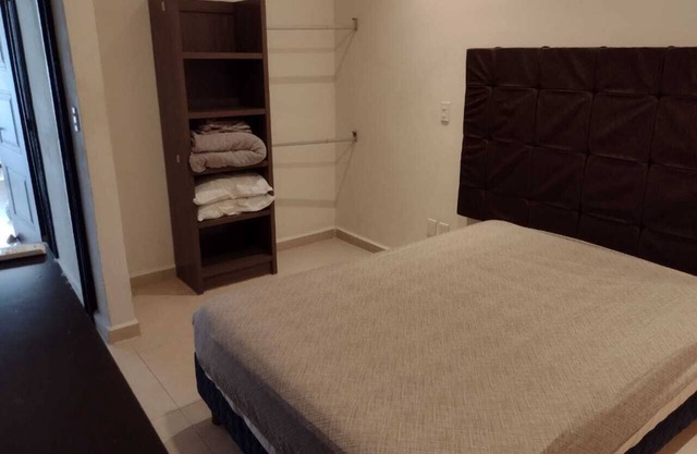 Private Room for Nomads-Travelers-Professionals at Xharly's Apartment