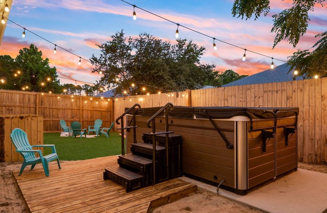Private Swim Spa Family-Friendly Large One-Story Home Near 30A