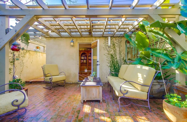 Private tropical oasis