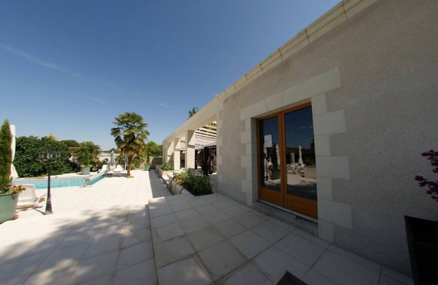 PRIVATE villa In Loire Valley Our Romantic Villa & Gardens,Heated Pool