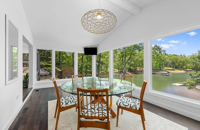 Private Waterfront 2BR In Lake Norman/PETS WELCOME