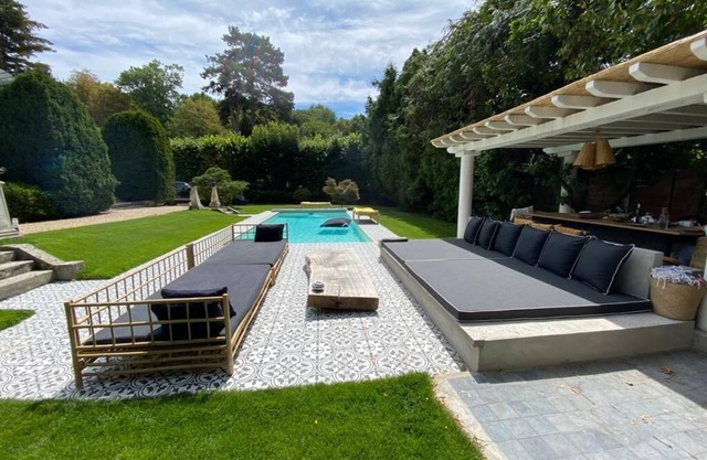 Propriété Avec Piscine à 12 min de Paris