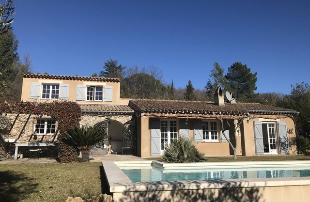 Provencal farmhouse in Bagnols-en-Forêt near Saint-Raphaël and Fayence