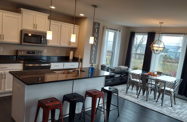 PSU-WE ARE 7 miles away. Free Breakfast, Home Gym & Ping Pong