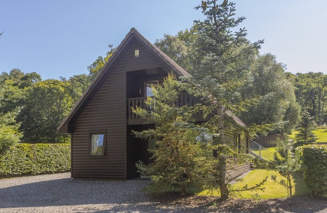 Ptarmigan Luxury Lodge apartment with private hot tub