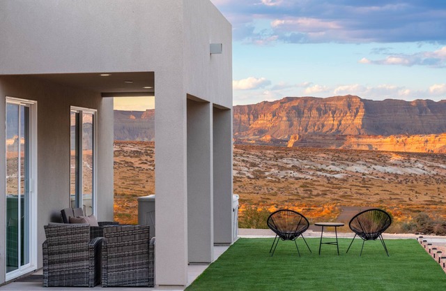 Pueblo en Powell - Hot Tub, Game Room, Lake Views