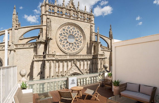 Puerta Catedral Suites