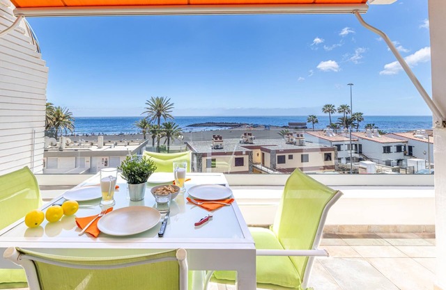 Puerto Chico 42 by VillaGranCanaria