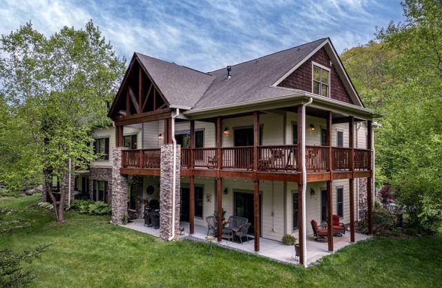 Pure Mountain Luxury
