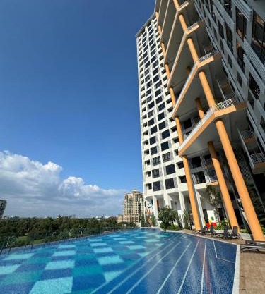 Putra Lakeview 2 Plus One Bedroom