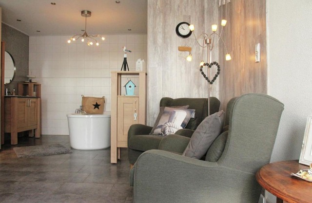 Quaint Apartment in Egmond aan den Hoef near the Sea