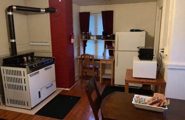 Quaint apt 5 miles to Mohegan sun 10 to Foxwoods
