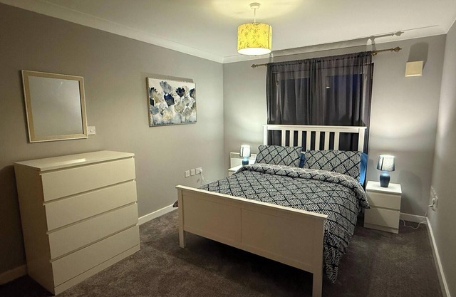 Quaint Bracknell Apartment with Two Bedrooms
