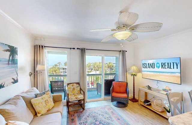 Quaint Coastal Hideaway with Beach View!