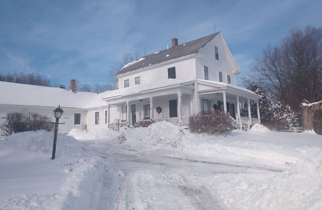 Quaint farmhouse with Killington views in Rutland