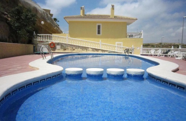Quaint Holiday Home in Rojales with Pool
