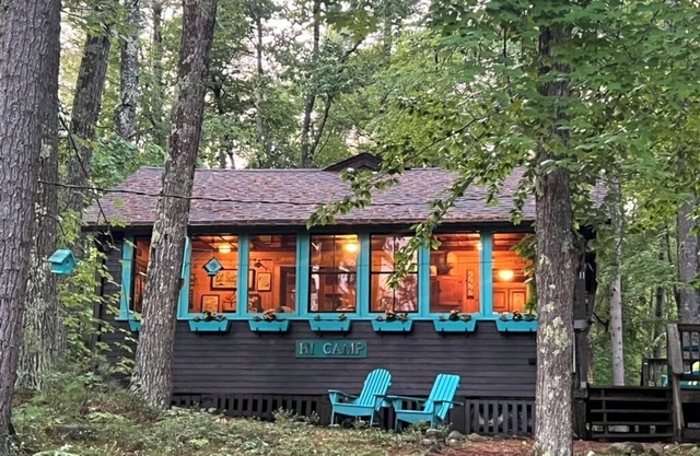 Quaint Summer Vacation Home on Beautiful Balch Lake