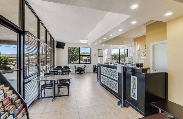 Quality Inn & Suites Hot Springs-Lake Hamilton