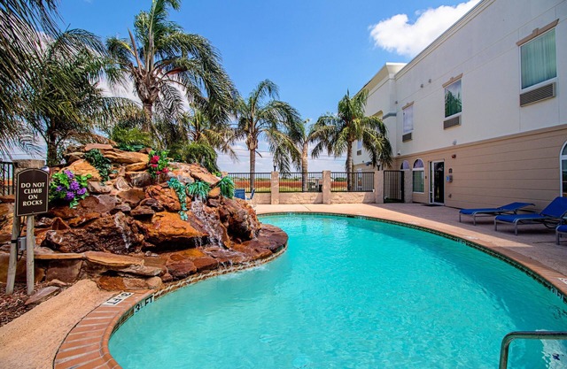 Quality Inn & Suites