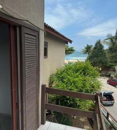 Quarto lateral da beira mar - tombo - guarujá