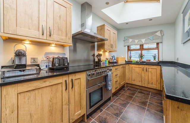 Queenie Cottage - A charming retreat tucked away in the heart of Peel, Isle of Man.