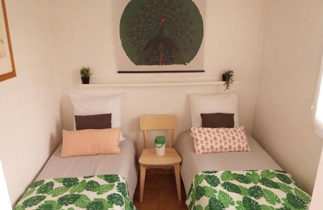 Quiet apartment very close to the spa.