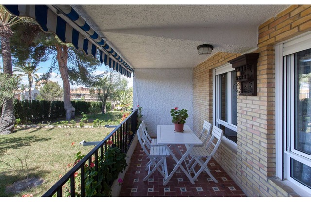 Quiet area in Cabo de Las Huertas, 5 min from the beach.