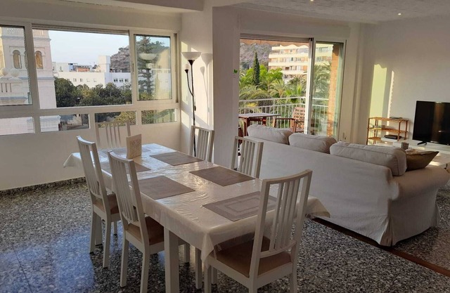 Quiet, relaxing and close to all points of interest,