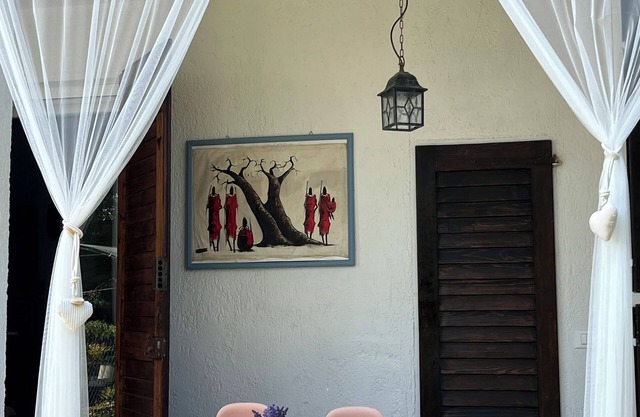 Quiet Villa 50 meters from the sea