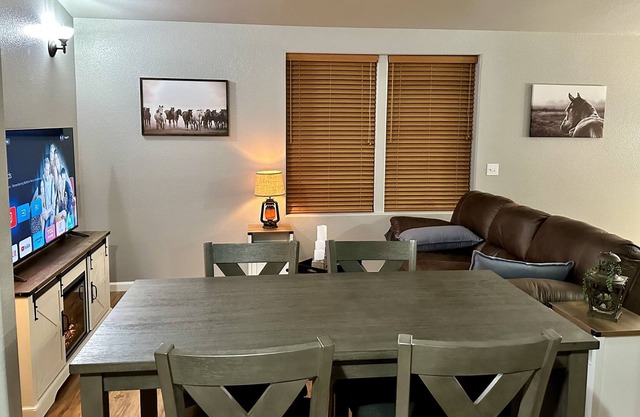 Quiet Western Townhome