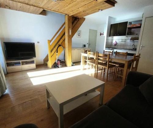 Résidence Comete - T3 de 8 couchages en duplex au pied des pistes MAE-9081